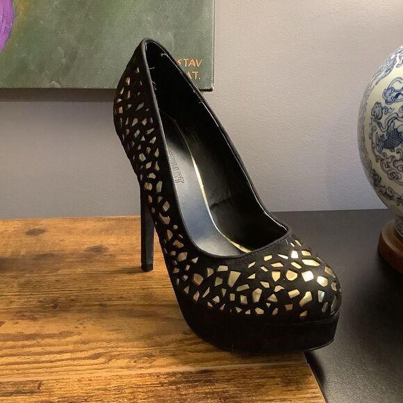 Colin Stuart Black Platform Heels 👠 - Picture 1 of 6